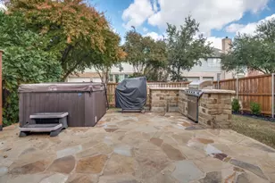 2117 Texas Ash Dr, Irving, TX 75063 - Photo 24