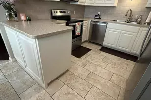 832 Chateau Valee Cir, Bedford, TX 76022 - Photo 12