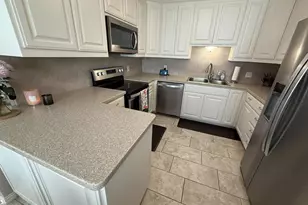 832 Chateau Valee Cir, Bedford, TX 76022 - Photo 6