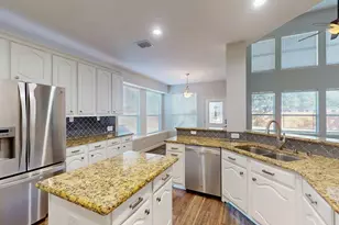 200 Patricia Ln, Highland Village, TX 75077 - Photo 10