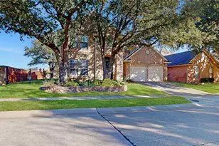 200 Patricia Ln, Highland Village, TX 75077 - Photo 1