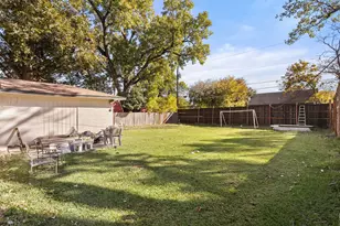 804 Melrose St, Garland, TX 75040 - Photo 22