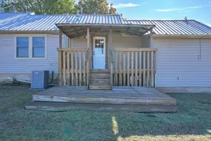 7938 FM 927, Walnut Springs, TX 76690 - Photo 28