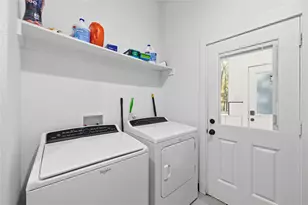 2303 Timber Creek Ct, Cedar Hill, TX 75104 - Photo 18