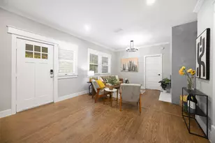 813 Elsbeth St, Dallas, TX 75208 - Photo 10