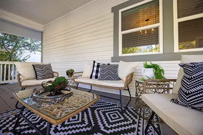 813 Elsbeth Street, Dallas, TX 75208 - Photo 4