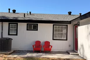 605 N Davis Dr, Arlington, TX 76012 - Photo 26