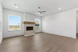 117 Emma Ct, Decatur, TX 76234 - Photo 6