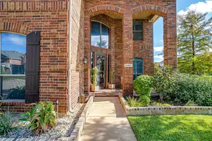 10400 Crowne Pointe Ln, Fort Worth, TX 76244 - Photo 4