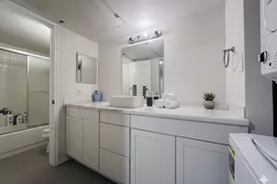 9827 Walnut St, Dallas, TX 75243 - Photo 4