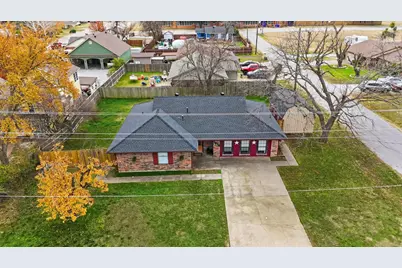 1010 Bolivar Street, Sanger, TX 76266 - Photo 30