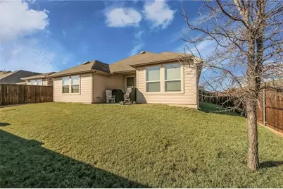 1101 Roadrunner Drive, Little Elm, TX 75068 - Photo 8