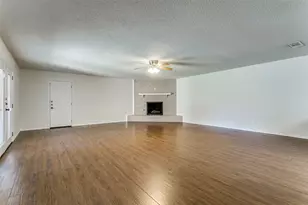 425 W Pleasantview Dr, Hurst, TX 76054 - Photo 8