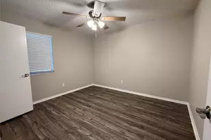 629 Central Ave, Newark, TX 76071 - Photo 14