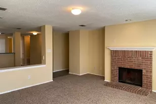 2937 Monticello Ln, Lancaster, TX 75134 - Photo 2
