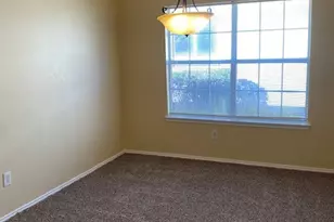 2937 Monticello Ln, Lancaster, TX 75134 - Photo 8