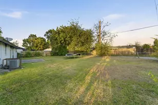 910 Royal Crest Dr, Mesquite, TX 75149 - Photo 22
