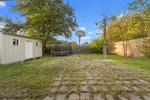 421 Woodmere Dr, Garland, TX 75043 - Photo 12