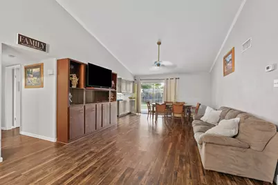 421 Woodmere Drive, Garland, TX 75043 - Photo 4