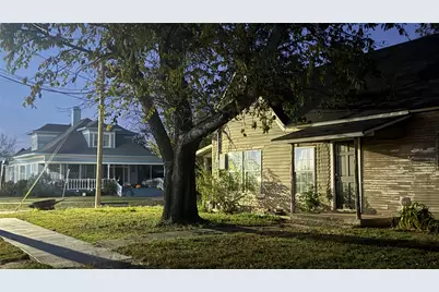 740 W College Street, Stephenville, TX 76401 - Photo 2