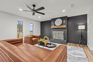 3327 Carriage Cir, Sherman, TX 75092 - Photo 1