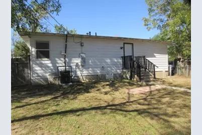 2655 Ash Crescent Street, Fort Worth, TX 76104 - Photo 16