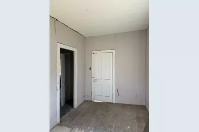 512 S McKinney Street, Mexia, TX 76667 - Photo 8