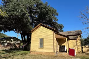 512 S McKinney St, Mexia, TX 76667 - Photo 12