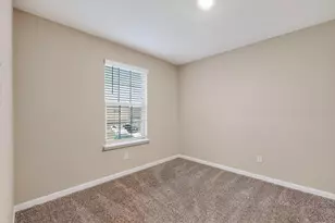 305 Honeysuckle Ln, Princeton, TX 75407 - Photo 30