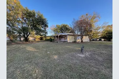 306 Bounding Main Street, Gun Barrel City, TX 75156 - Photo 2