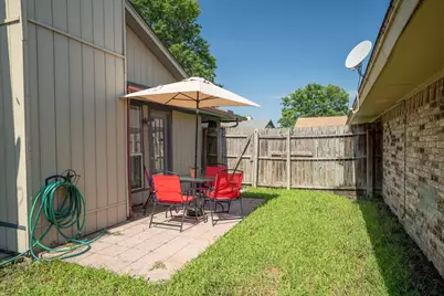 5106 Lakeridge Court, Garland, TX 75043 - Photo 26