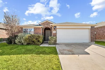 10404 Nettie Street, Fort Worth, TX 76244 - Photo 2