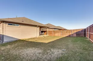 140 Greengate Dr, Boyd, TX 76023 - Photo 22