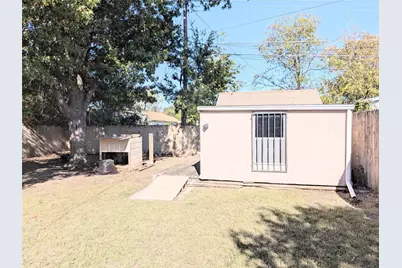 3223 Aster Street, Dallas, TX 75211 - Photo 14