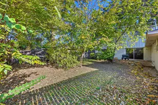 6925 Galemeadow Cir, Dallas, TX 75214 - Photo 12