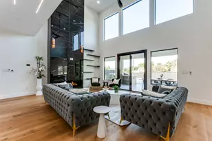 10923 Marsh Ln, Dallas, TX 75229 - Photo 8