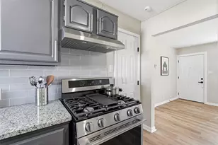 3307 Dawes Dr, Dallas, TX 75211 - Photo 10