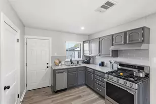 3307 Dawes Dr, Dallas, TX 75211 - Photo 8