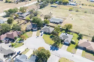 7205 Windcrest Ct E, North Richland Hills, TX 76182 - Photo 34