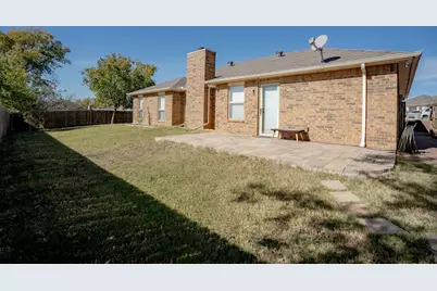 7205 Windcrest Court E, North Richland Hills, TX 76182 - Photo 30