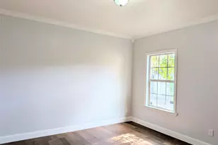 608 Holcomb Rd, Dallas, TX 75217 - Photo 10