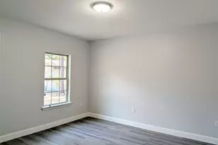 608 Holcomb Rd, Dallas, TX 75217 - Photo 12