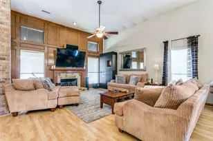 319 Ashley Dr, Coppell, TX 75019 - Photo 4