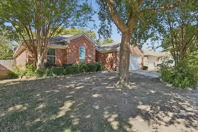 5709 Crowder Drive, Fort Worth, TX 76179 - Photo 2