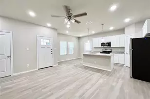 3501 E Renfro St, Burleson, TX 76028 - Photo 10