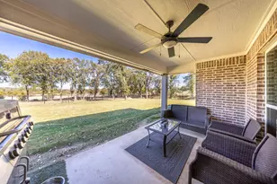 408 Herb Stephens Jr Way, Springtown, TX 76082 - Photo 32