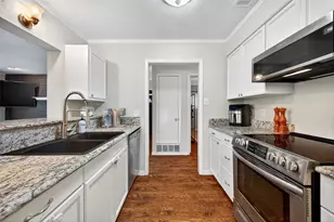 329 Comanche Dr, Lake Kiowa, TX 76240 - Photo 16