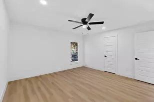 2219 Wilbur St, Dallas, TX 75224 - Photo 32