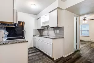 2734 Patricia Ln, Garland, TX 75041 - Photo 12