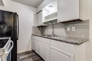 2734 Patricia Ln, Garland, TX 75041 - Photo 14